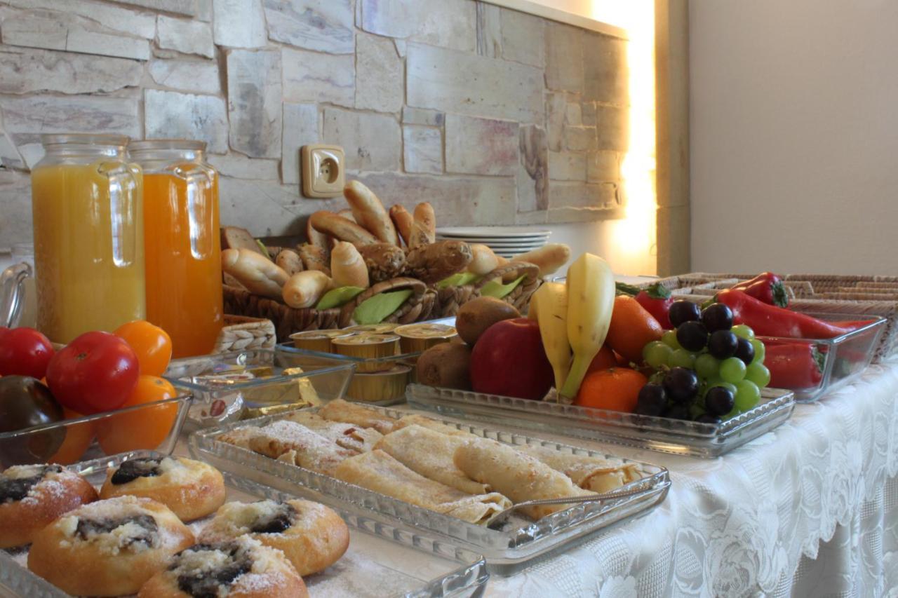 Zlaty Lev Hotel สวิตาวี ภายนอก รูปภาพ